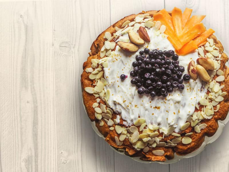 How To Prepare A Gluten-Free Vegan Fruit Cake #baking #cakes #cooking #cook #glutenfree #vegan #fruitcake #love #fruit #beverlyhills #beverlyhillsmagazine #bevhillsmag