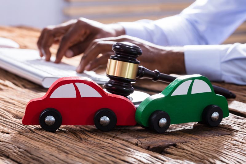 Here's How Car Accident Lawyers Help Their Clients After a Crash #beverlyhills #beverlyhillsmagazine #caraccidentlawyers #faircompensation #attorney #protectyourrights