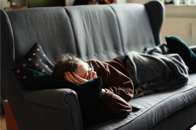 How to Solve Sleeping Problems And Recover Your Health #beverlyhills #beverlyhillsmagazine #healthbenefits #improveyoursleep #boostingenergylevels #recoveryourhealth #bevhillsmag