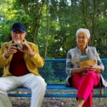 How to Stay Connected with Long-Distance Grandparents #beverlyhills #beverlyhillsmagazine #bevhillsmag #long-distancegrandparents #summer #familymembers