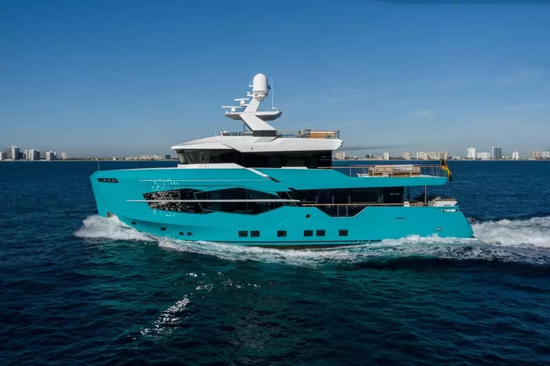 Luxury Megayachts: Zarania 105 Numarine #beverlyhills #bevhillsmag #beverlyhillsmagazine #luxury #yachts