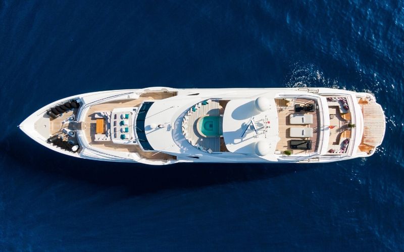 Luxury Motor Yacht: The Angelus 132 #sunseeker #angelus132sunseeker #angelus132 #motoryacht #luxurymotoryacth #superyacht #unitedkingdommotoryacht #Britishsuperyacht #luxury #yacht #yachts #yachtlife #yachting
