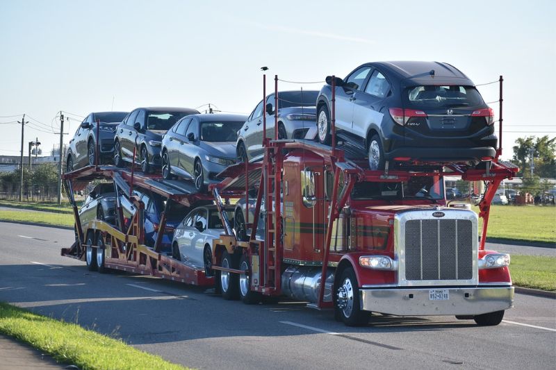 Safety Unveiled: 6 Game-Changing Tips in Vehicle Shipping #beverlyhills #beverlyhillsmagazine #transportcompany #shippingprocess #protectyourvehiclefromdamage #vehicleshipping #protectyourinvestment