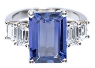 Sapphire Diamond Ring. BUY NOW!!! #shop #fashion #style #shop #shopping #clothing #beverlyhills #handbags #purses #handbags #shopping #diamonds #diamondring #blue #rings #jewelry #jewellery #beverlyhillsmagazine #bevhillsmag 