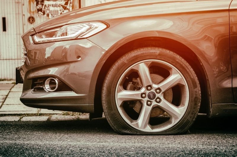 The Complete Guide That Makes Repairing a Punctured Tire Simple #beverlyhills #beverlyhillsmagazine #bevhillsmag #puncturedtire #repairapuncturedtire #bufferingsolution #carownershiptips #yourcar #yourvehicle #automotiveindustry