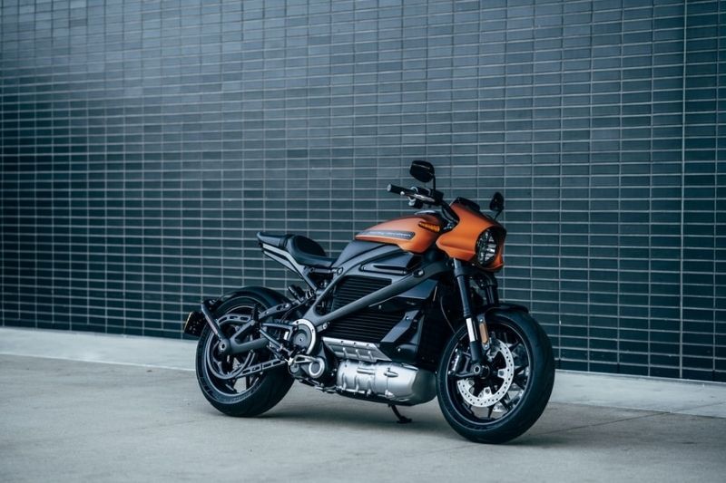 What to Do When You Want to Sell Your Motorcycle #beverlyhills #beverlyhillsmagazine #bevhillsmag #sellingyourmotorcycle #bikeforsale #motorcyclepricing #transferownership