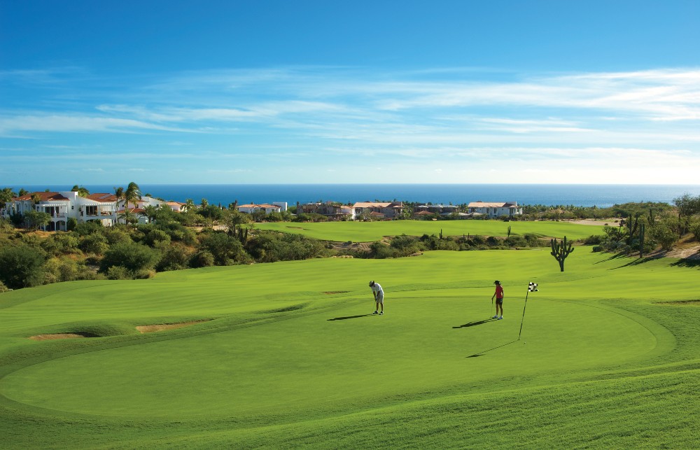 Tee Off in Paradise: A Golf Getaway in Los Cabos, Mexico #bevhillsmag #beverlyhills #golf #loscabos #mexico #vacations #travel