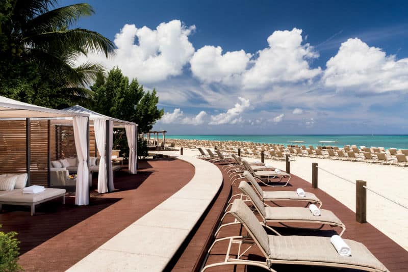 Exclusive Ritz-Carlton, Cayman Islands