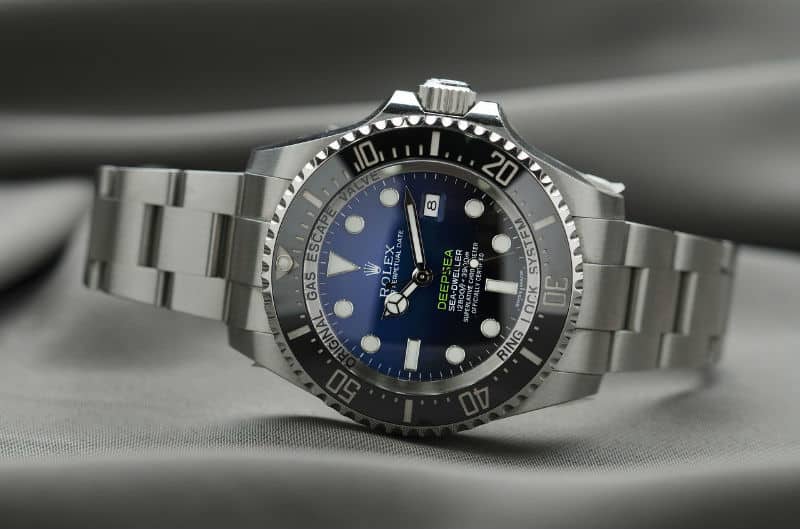 Top Signs You Should Have Your #Watches Serviced #fashion #style #shop #shopping #watch #beverlyhills #beverlyhillsmagazine #bevhillsmag