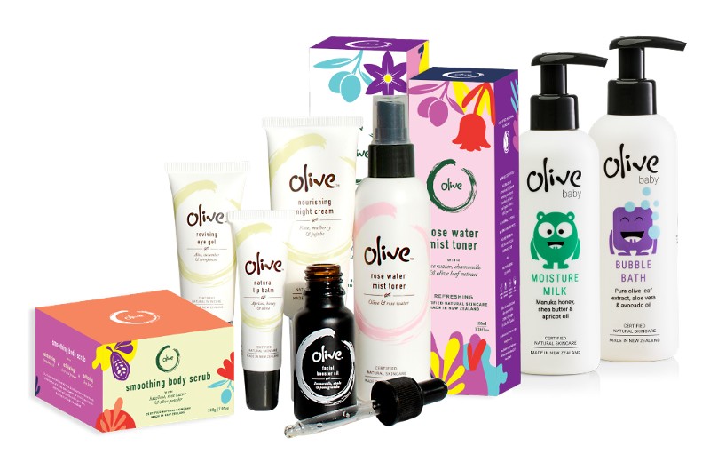 Olive Skincare Products #beauty #shop #bevhillsmag #beverlyhillsmagazine #beverlyhills#oliveyou #olivenaturalskincare #oliveskincare #naturalskincare #naturalproducts #naturalbeauty #loveyourskin #plantbasedakincare #skincarethatworks #healthyskin #cleanskin #love #beauty#skincare #skincareroutine #skincareproducts #certifiednatural 