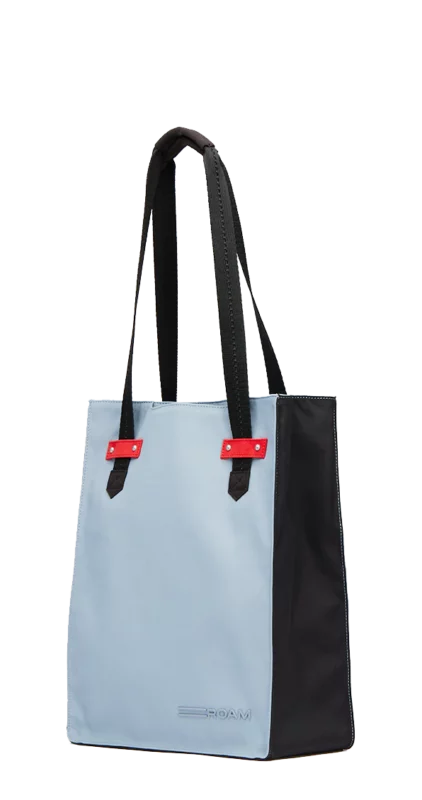 Roam Luggage Luxury Travel Bags Totes Backpacks Beverly Hills Magazine 3 #RoamLuggage #Travel #fashion #style #shop #tote #bags #handbags # bevhillsmag #beverlyhills #beverlyhillsmagazine