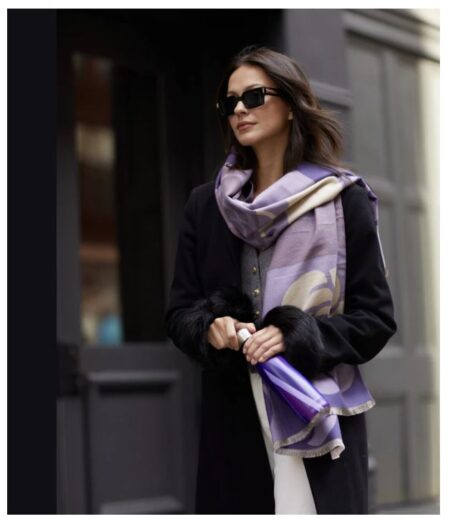 Youzey: Stylish Winter Scarves for Women #bevhillsmag #beverlyhills #beverlyhillsmagazine #fashion #style #shop