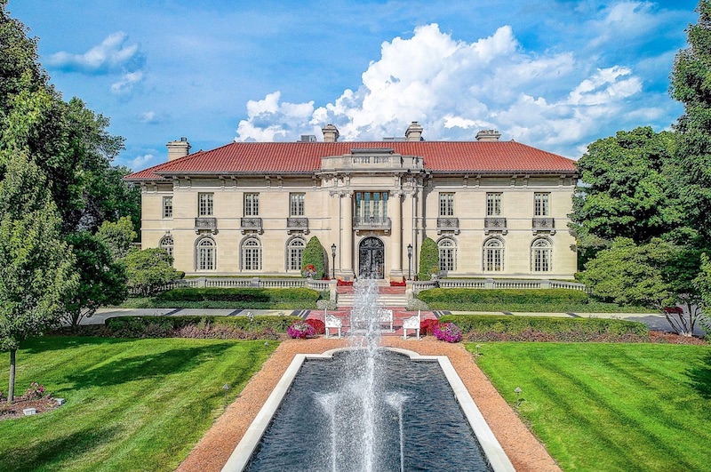 historic homes to tour in wisconsin