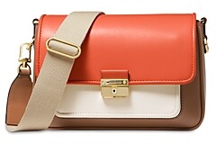 Michael Kors Handbag. #fashion #style #shop #bevhillsmag #beverlyhills #beverlyhillsmagazine #bag #handbag #michaelKors